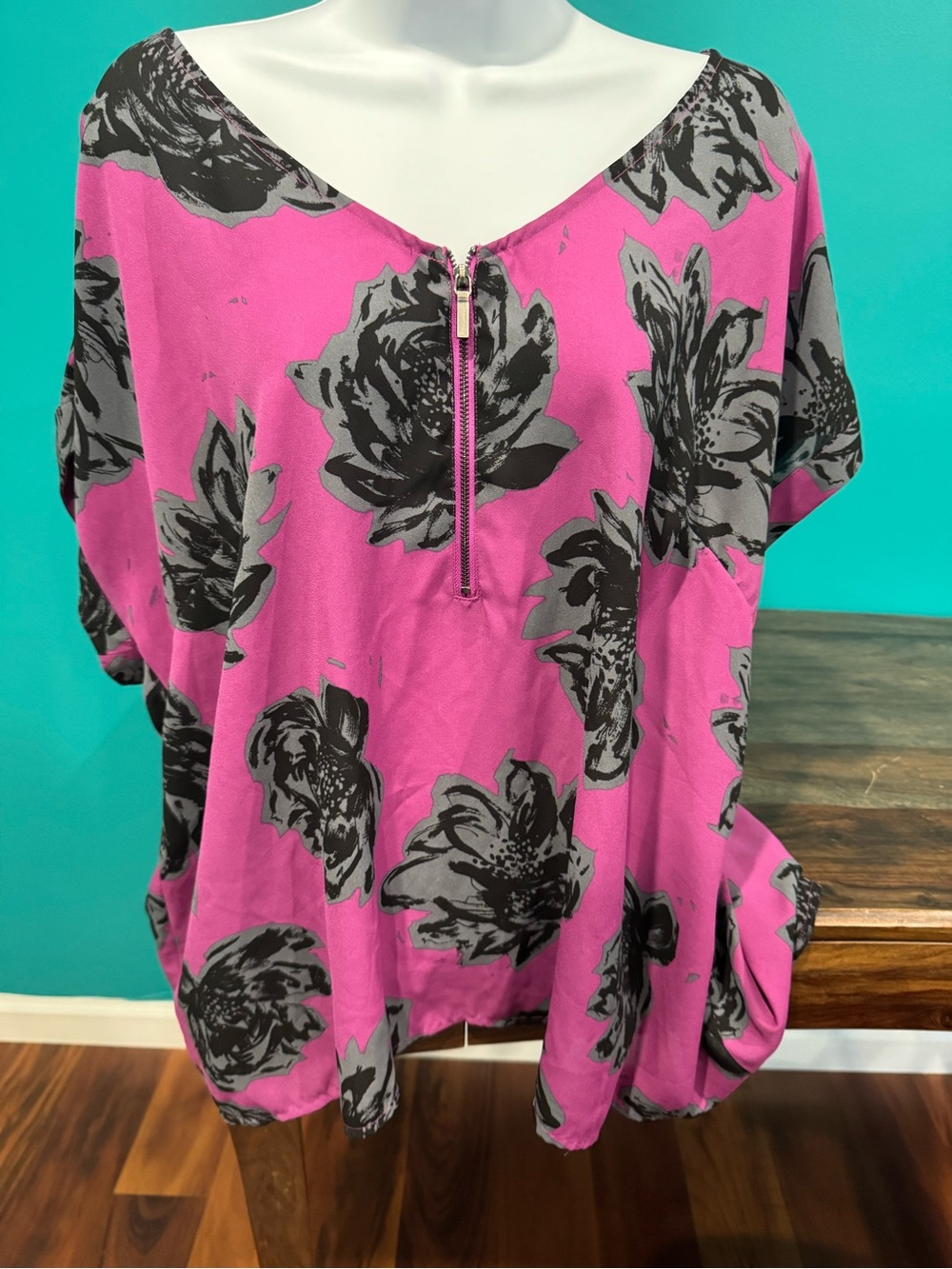 Lane Bryant Fuchsia Pink Floral Zip-Front Tunic